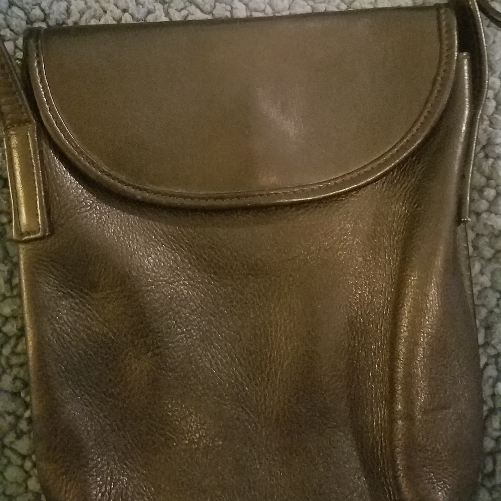 Wilson's Leather crossbody